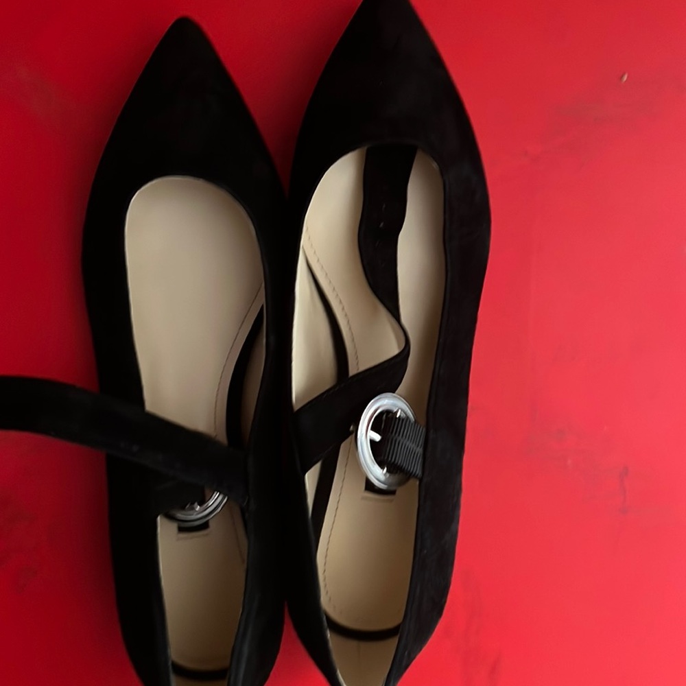 Nine west mary jane flats.  New with out tags